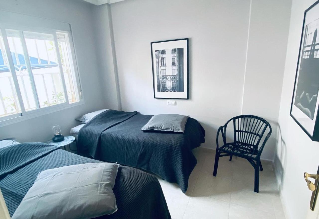 Apartamento Fresh Apartment, 2 Bedroom, 2 Bathroom, 2 Lovely Poolareas