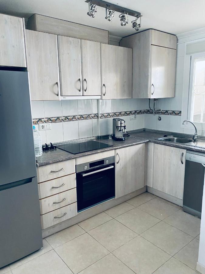 Fresh Apartment, 2 Bedroom, 2 Bathroom, 2 Lovely Poolareas Apartment *